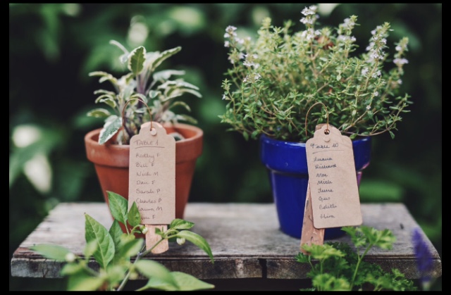 green wedding flower displays