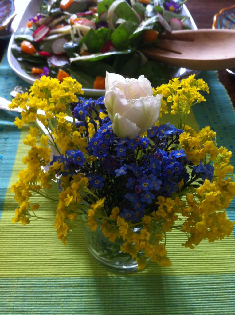 homemade easter flower displays